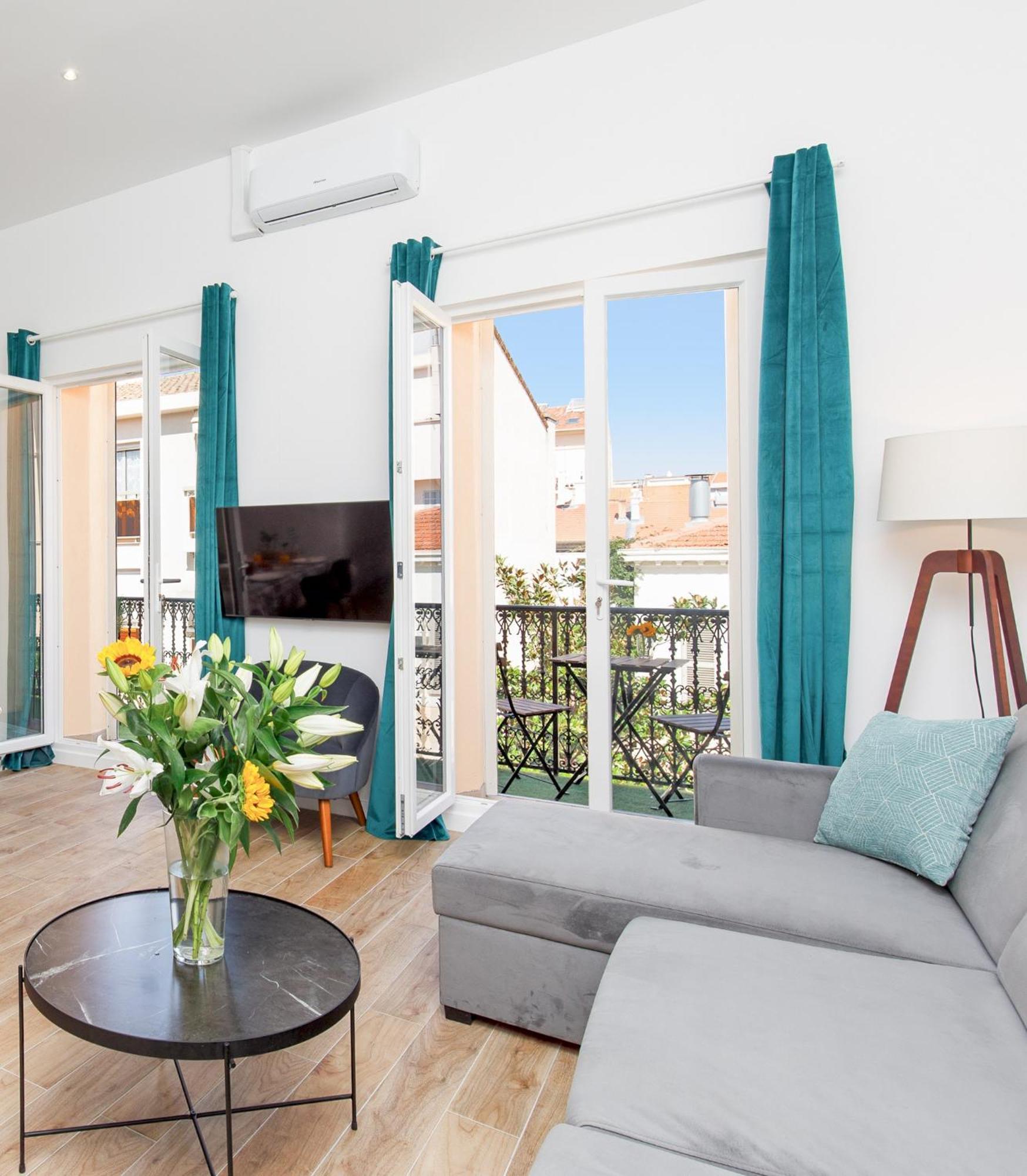 Le Petit Prince Cannes Extérieur photo